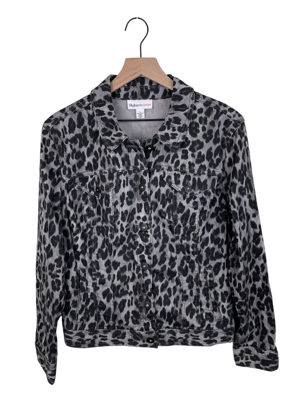 Style and Co Denim Women's Jean Jacket Size Large Snow Leopard Print Stretch